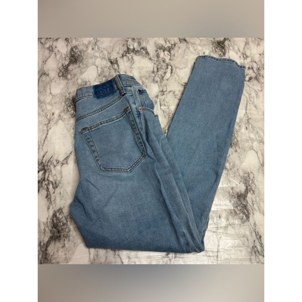 Abercrombie & Fitch Curve Love The 90s Slim Straight Ultra High Rise Jeans 28/6